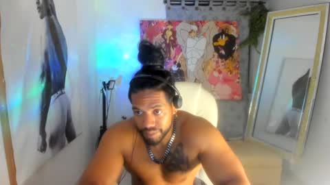 Snapshot of dimitry_muscle chatting on February 7, 5:10 am dimitry kyle mucle online show from February 7, 5:10 am