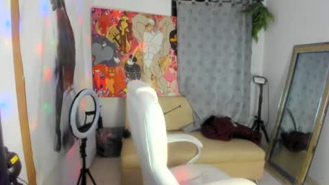 Snapshot of dimitry_muscle chatting on February 15, 12:59 am dimitry kyle mucle online show from February 15, 12:59 am