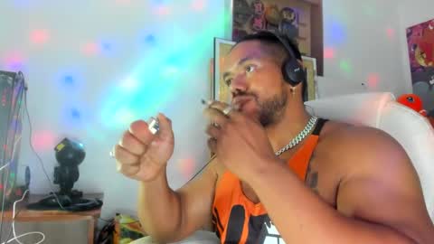 Snapshot of dimitry_muscle chatting on September 18, 2:02 am dimitry kyle mucle online show from September 18, 2:02 am