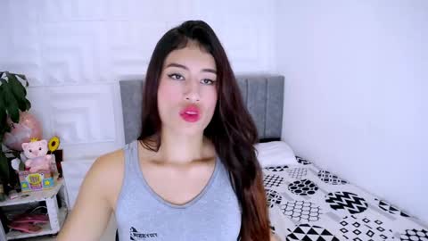 DINA online show from March 8, 4:06 pm