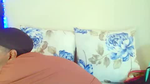 dinnydakrazx online show from September 10, 7:08 am