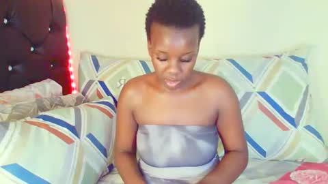 dinnydakrazx online show from October 26, 1:06 pm