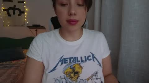 Anglica A online show from January 4, 1:10 am