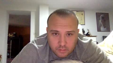 Snapshot of dirme chatting on March 4, 4:30 pm dirme online show from March 4, 4:30 pm