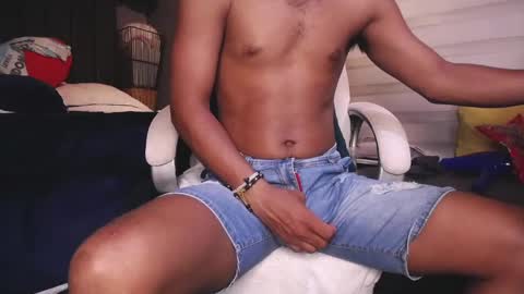 dirty_27cms online show from January 26, 4:51 pm