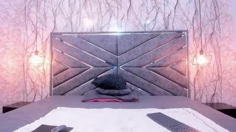 MIA  online show from November 20, 1:22 pm