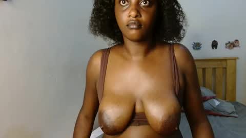 sisi and grovin online show from October 11, 1:49 am