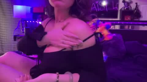 Daisy Love online show from January 28, 3:04 am