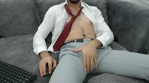 dirtyybooyy77 online show from October 14, 11:05 pm