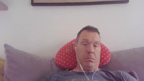 disney0988 online show from October 26, 9:15 am