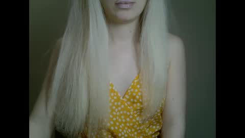 DitaMilton online show from February 17, 8:36 pm