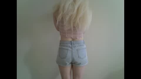 DitaMilton online show from February 26, 11:41 am