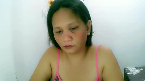 Snapshot of divinegrace10 chatting on December 4, 2:20 am Divine Grace Close To Your Hear online show from December 4, 2:20 am