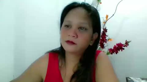 Snapshot of divinegrace10 chatting on December 8, 1:35 am Divine Grace Close To Your Hear online show from December 8, 1:35 am