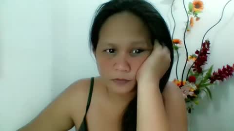 Snapshot of divinegrace10 chatting on December 11, 3:02 am Divine Grace Close To Your Hear online show from December 11, 3:02 am