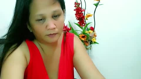 Snapshot of divinegrace10 chatting on December 24, 4:22 am Divine Grace Close To Your Hear online show from December 24, 4:22 am