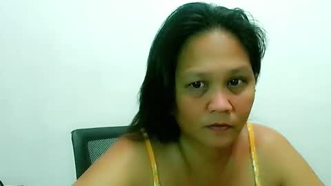 Snapshot of divinegrace10 chatting on December 29, 3:00 am Divine Grace Close To Your Hear online show from December 29, 3:00 am