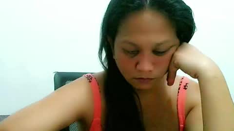 Snapshot of divinegrace10 chatting on December 29, 4:30 pm Divine Grace Close To Your Hear online show from December 29, 4:30 pm