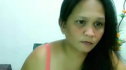 Snapshot of divinegrace10 chatting on January 3, 1:58 pm Divine Grace Close To Your Hear online show from January 3, 1:58 pm