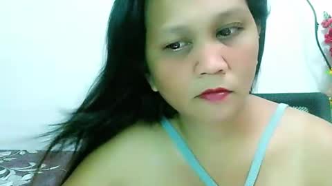 Snapshot of divinegrace10 chatting on January 4, 5:37 am Divine Grace Close To Your Hear online show from January 4, 5:37 am