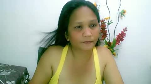 Snapshot of divinegrace10 chatting on January 8, 3:19 am Divine Grace Close To Your Hear online show from January 8, 3:19 am