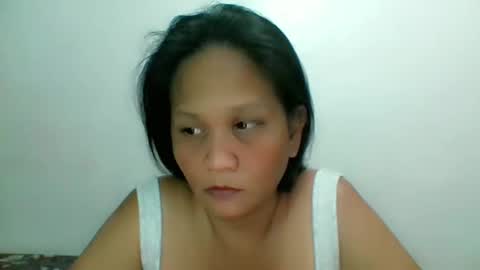 Snapshot of divinegrace10 chatting on January 11, 2:04 pm Divine Grace Close To Your Hear online show from January 11, 2:04 pm