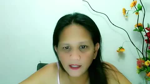 Snapshot of divinegrace10 chatting on January 31, 10:10 am Divine Grace Close To Your Hear online show from January 31, 10:10 am