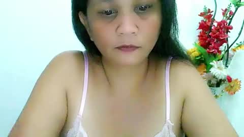 Snapshot of divinegrace10 chatting on February 19, 3:27 pm Divine Grace Close To Your Hear online show from February 19, 3:27 pm