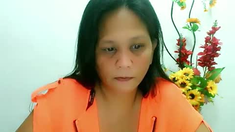 Snapshot of divinegrace10 chatting on March 9, 1:35 am Divine Grace Close To Your Hear online show from March 9, 1:35 am