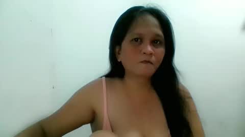 Snapshot of divinegrace10 chatting on November 10, 3:16 am Divine Grace Close To Your Hear online show from November 10, 3:16 am