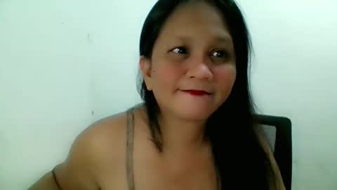 Snapshot of divinegrace10 chatting on November 22, 3:05 am Divine Grace Close To Your Hear online show from November 22, 3:05 am