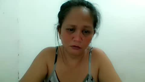 Snapshot of divinegrace10 chatting on December 14, 1:05 pm Divine Grace Close To Your Hear online show from December 14, 1:05 pm