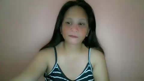 Snapshot of divinegrace10 chatting on December 17, 4:13 pm Divine Grace Close To Your Hear online show from December 17, 4:13 pm