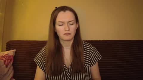 Snapshot of dixiemiller chatting on December 19, 1:07 am Dixiemiller online show from December 19, 1:07 am