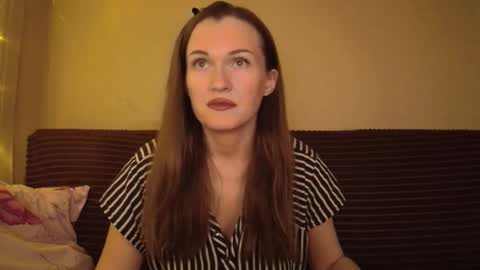 Snapshot of dixiemiller chatting on December 20, 2:41 am Dixiemiller online show from December 20, 2:41 am