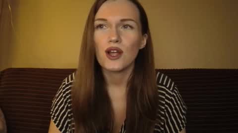 Snapshot of dixiemiller chatting on December 24, 4:33 am Dixiemiller online show from December 24, 4:33 am