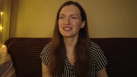 Snapshot of dixiemiller chatting on January 16, 3:56 am Dixiemiller online show from January 16, 3:56 am