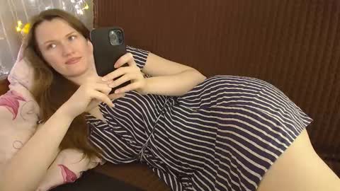 Snapshot of dixiemiller chatting on September 22, 2:08 pm Dixiemiller online show from September 22, 2:08 pm