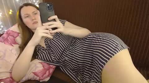 Snapshot of dixiemiller chatting on September 24, 1:09 am Dixiemiller online show from September 24, 1:09 am