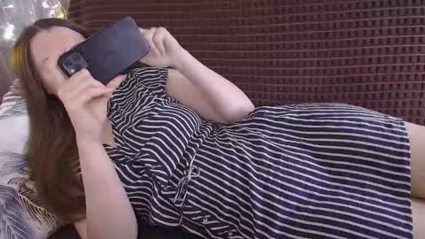 Snapshot of dixiemiller chatting on November 24, 12:54 am Dixiemiller online show from November 24, 12:54 am