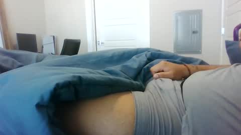 dj9469615 online show from September 21, 2:08 pm