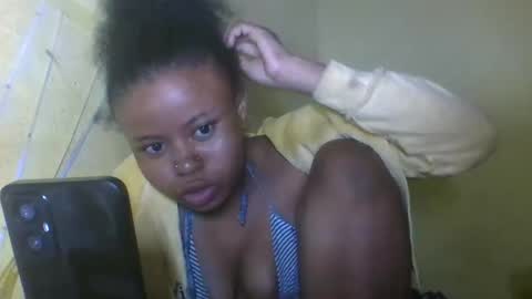 djami534591 online show from November 19, 4:40 pm