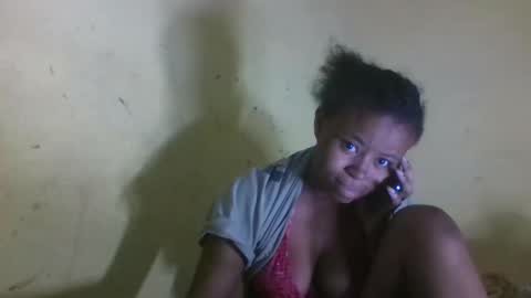 djami534591 online show from November 30, 8:18 am