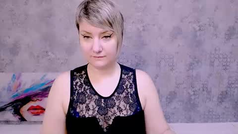 Snapshot of djullia chatting on January 17, 7:08 am djullia online show from January 17, 7:08 am