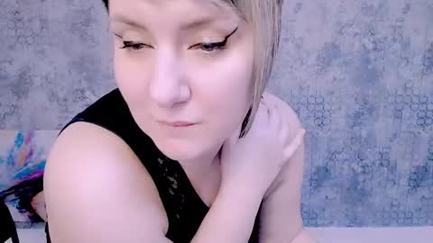 Snapshot of djullia chatting on January 24, 3:34 pm djullia online show from January 24, 3:34 pm