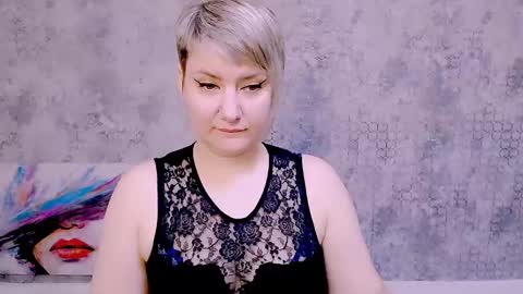 Snapshot of djullia chatting on February 1, 7:05 am djullia online show from February 1, 7:05 am