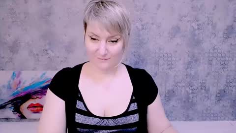 Snapshot of djullia chatting on February 6, 9:22 am djullia online show from February 6, 9:22 am