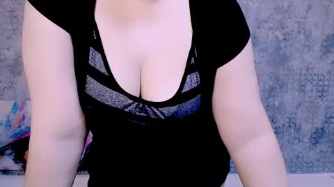 Snapshot of djullia chatting on February 13, 6:20 am djullia online show from February 13, 6:20 am