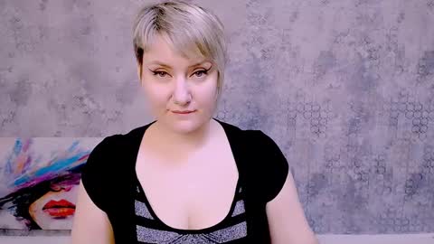 Snapshot of djullia chatting on February 13, 3:35 pm djullia online show from February 13, 3:35 pm