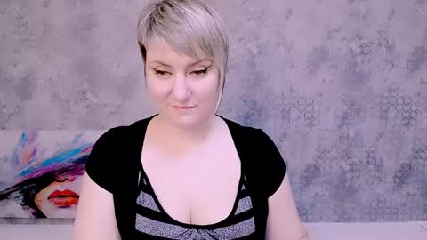 Snapshot of djullia chatting on February 16, 12:21 pm djullia online show from February 16, 12:21 pm